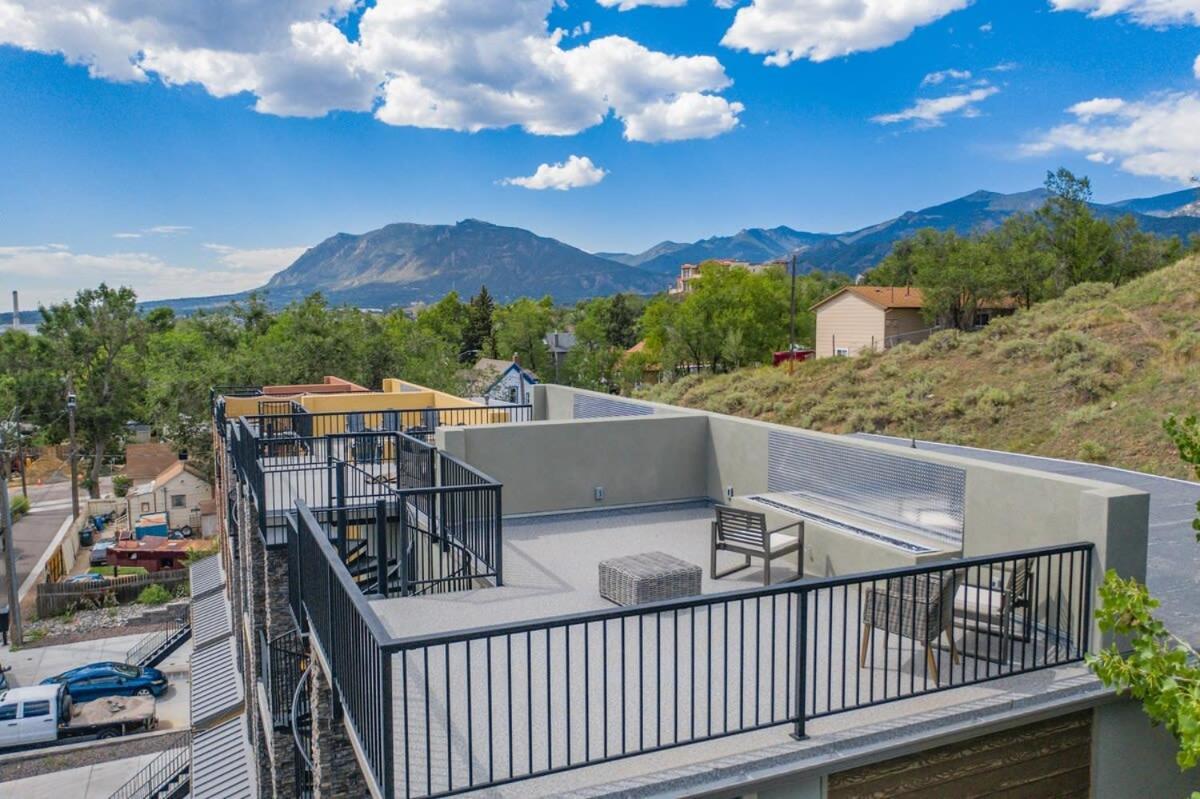 4BD Home w Rooftop Patio Fire Pit&Mountain Views Colorado Springs Esterno foto